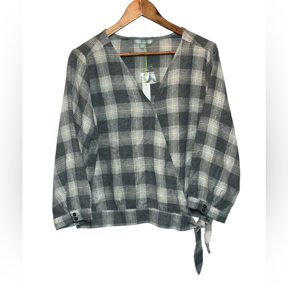 Good Luck Gem Charcoal Plaid Top